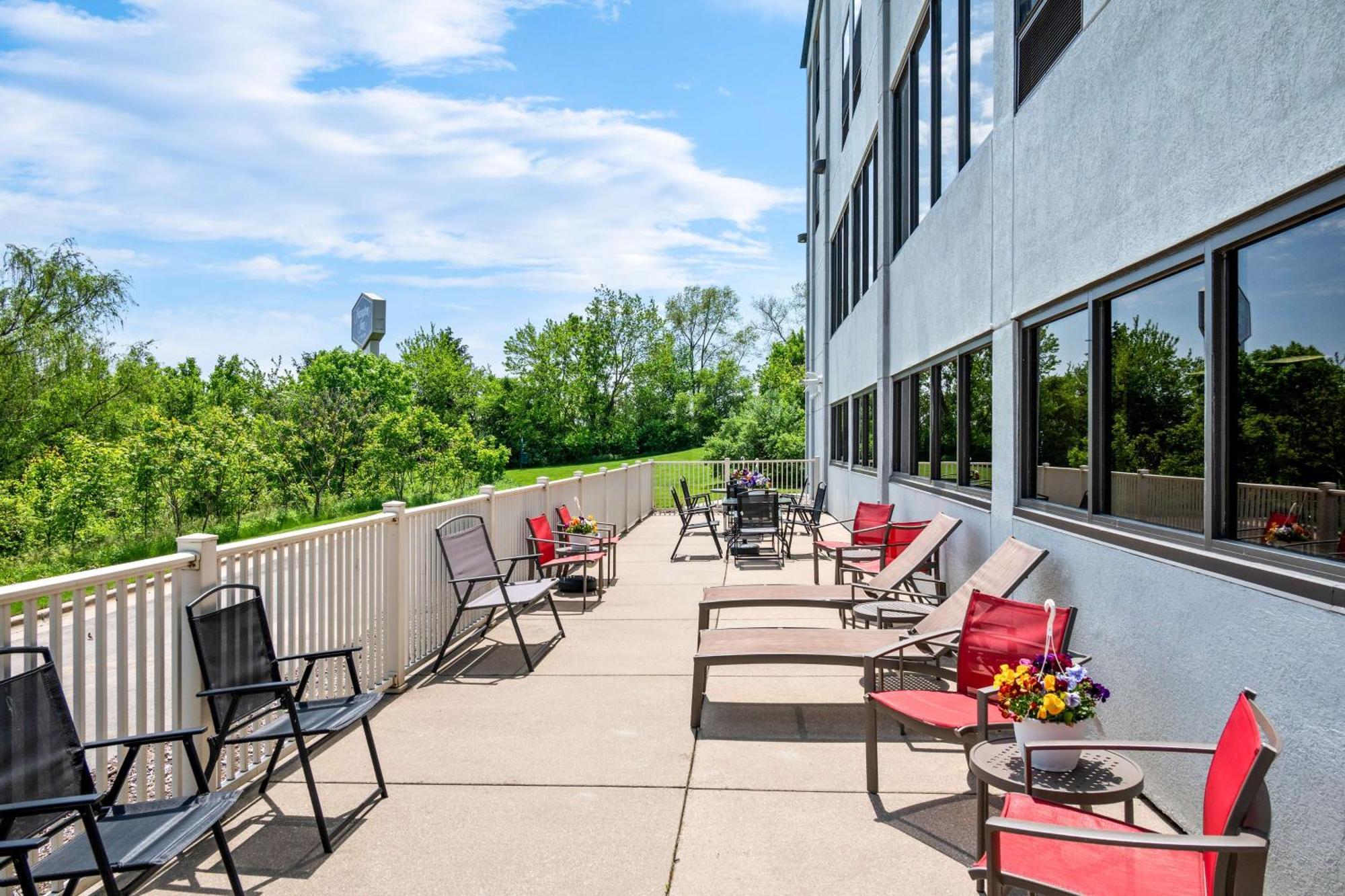 Hampton Grand Rapids/north 3* Grand Rapids