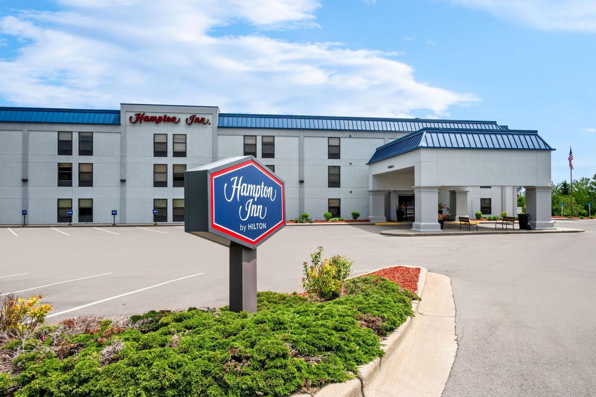Hampton Grand Rapids/north 3*