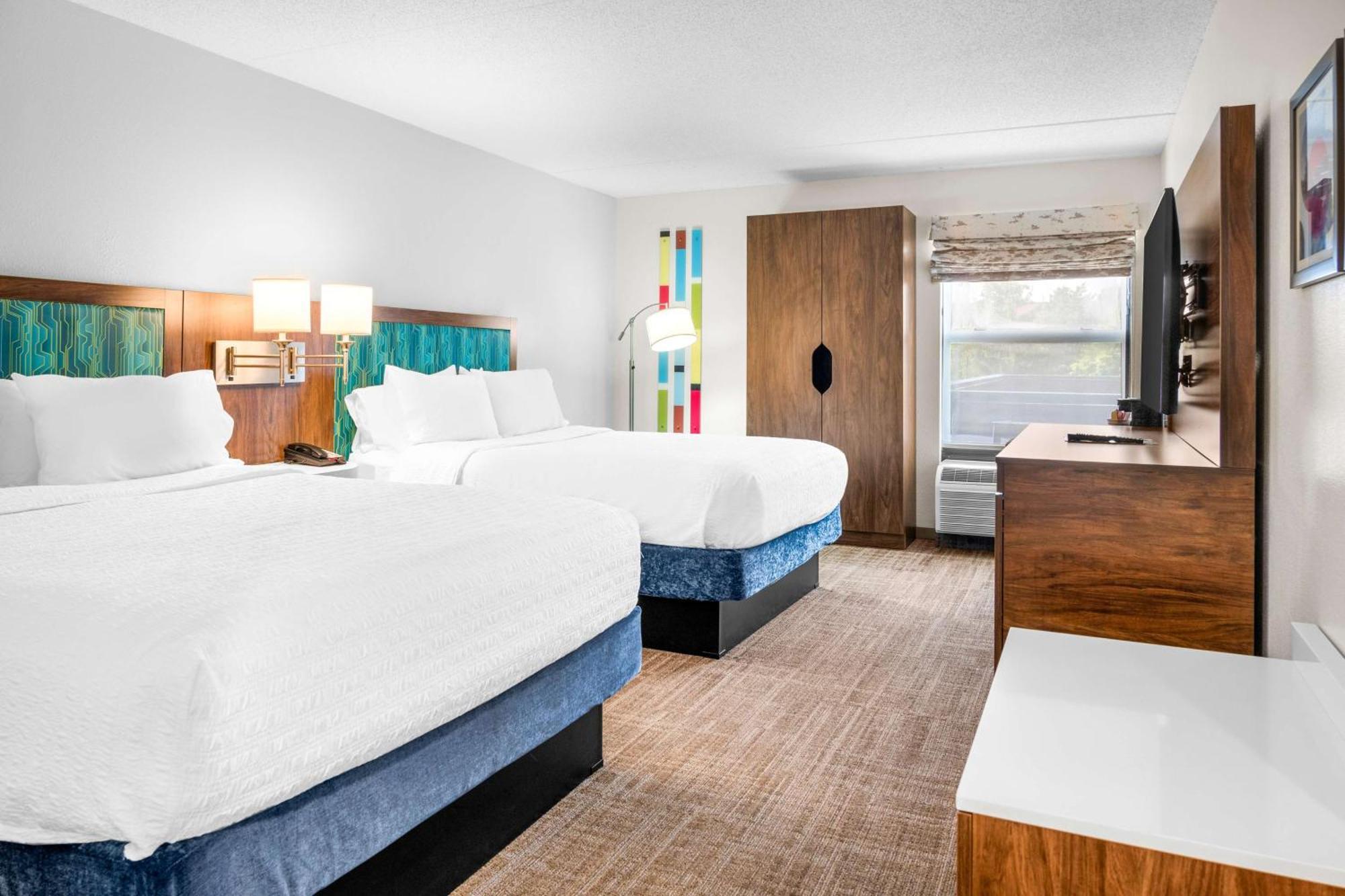 Hotel Hampton Grand Rapids/north 3*