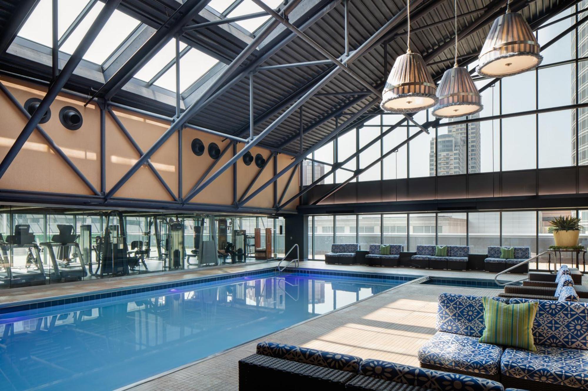 Amway Grand Plaza Hotel, Curio Collection By Hilton Hotel