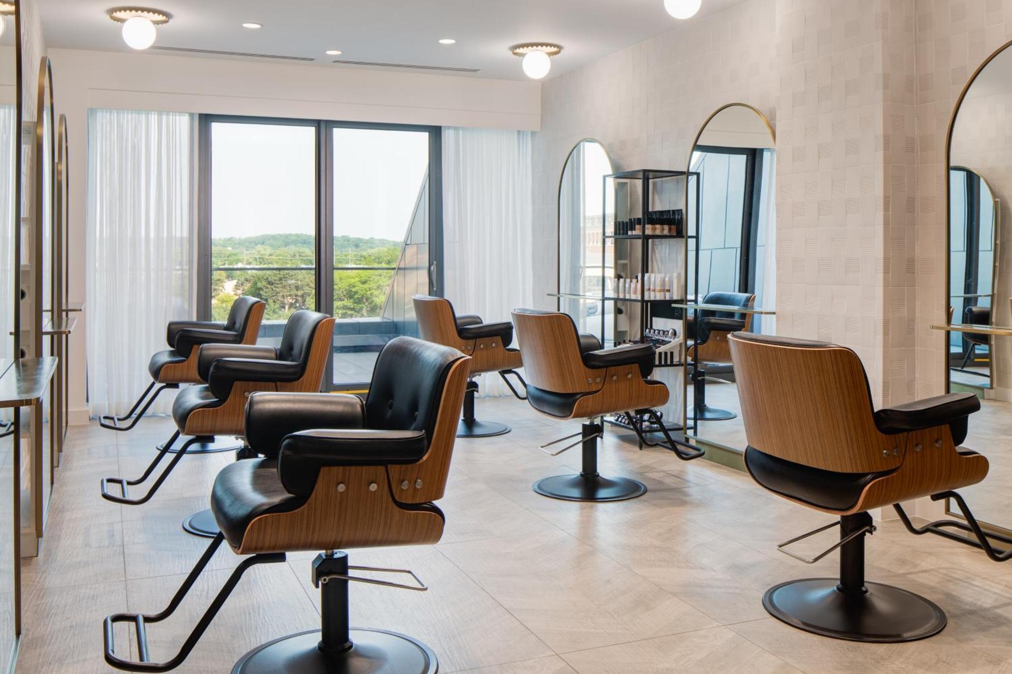 Amway Grand Plaza Hotel, Curio Collection By Hilton Hotel 4*