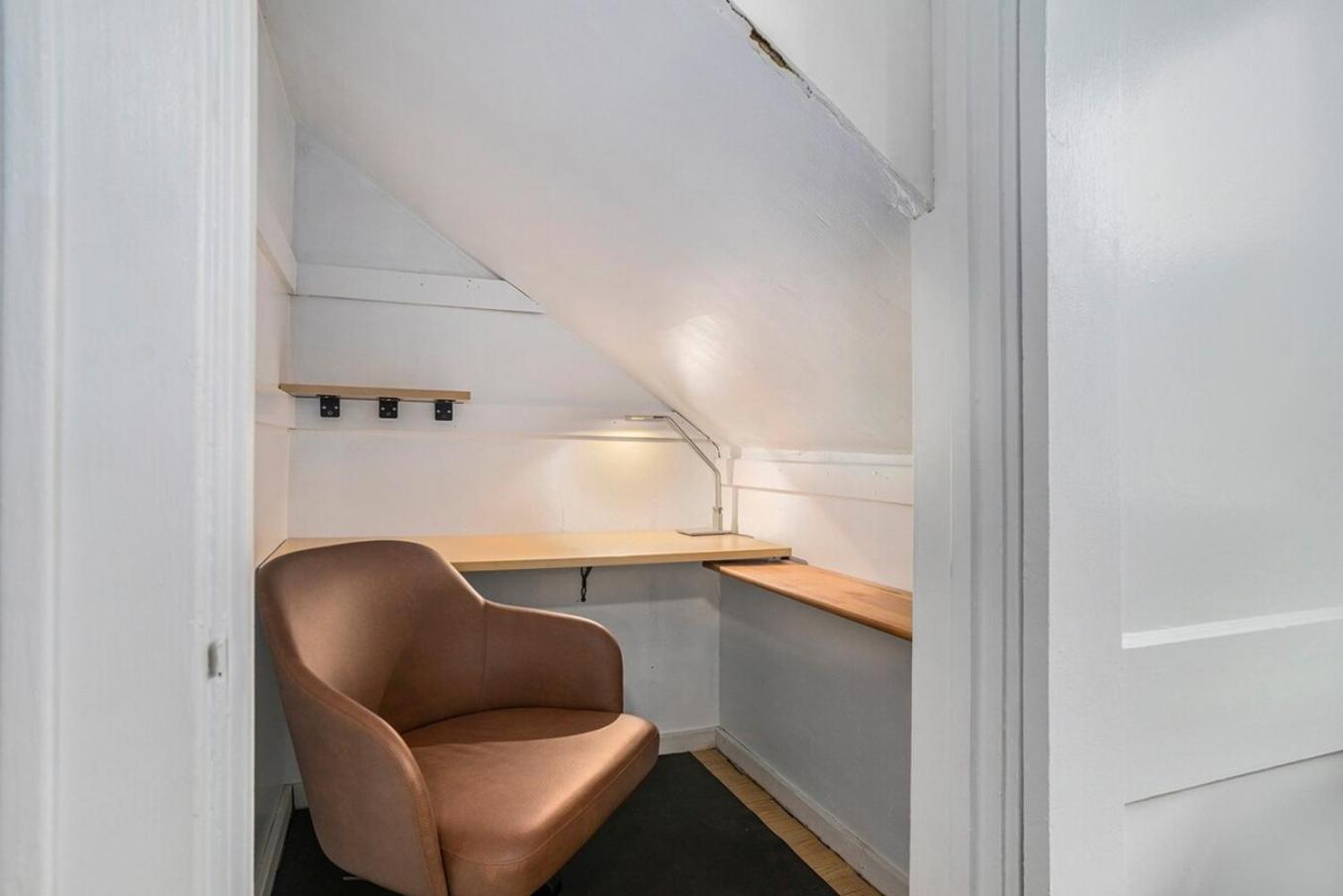 Contemporary Quarters - Modern Corporate Housing * Grand Rapids