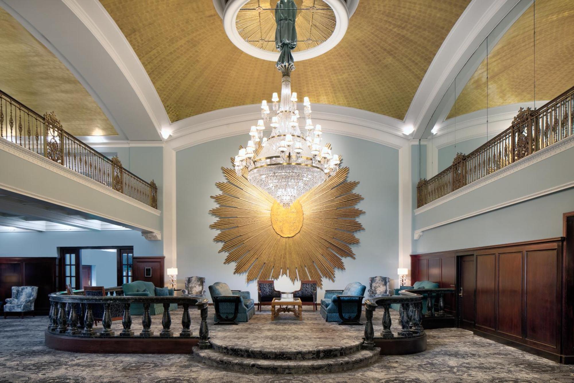Hotel Amway Grand Plaza Hotel, Curio Collection By Hilton