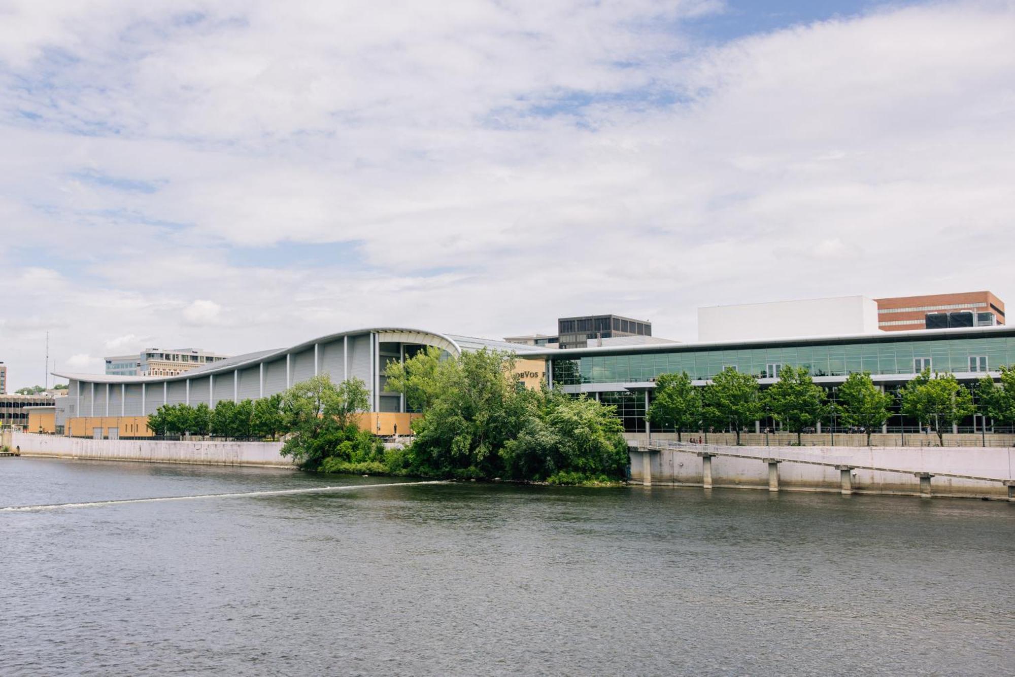 Hotel Downtown By Ihg Grand Rapids