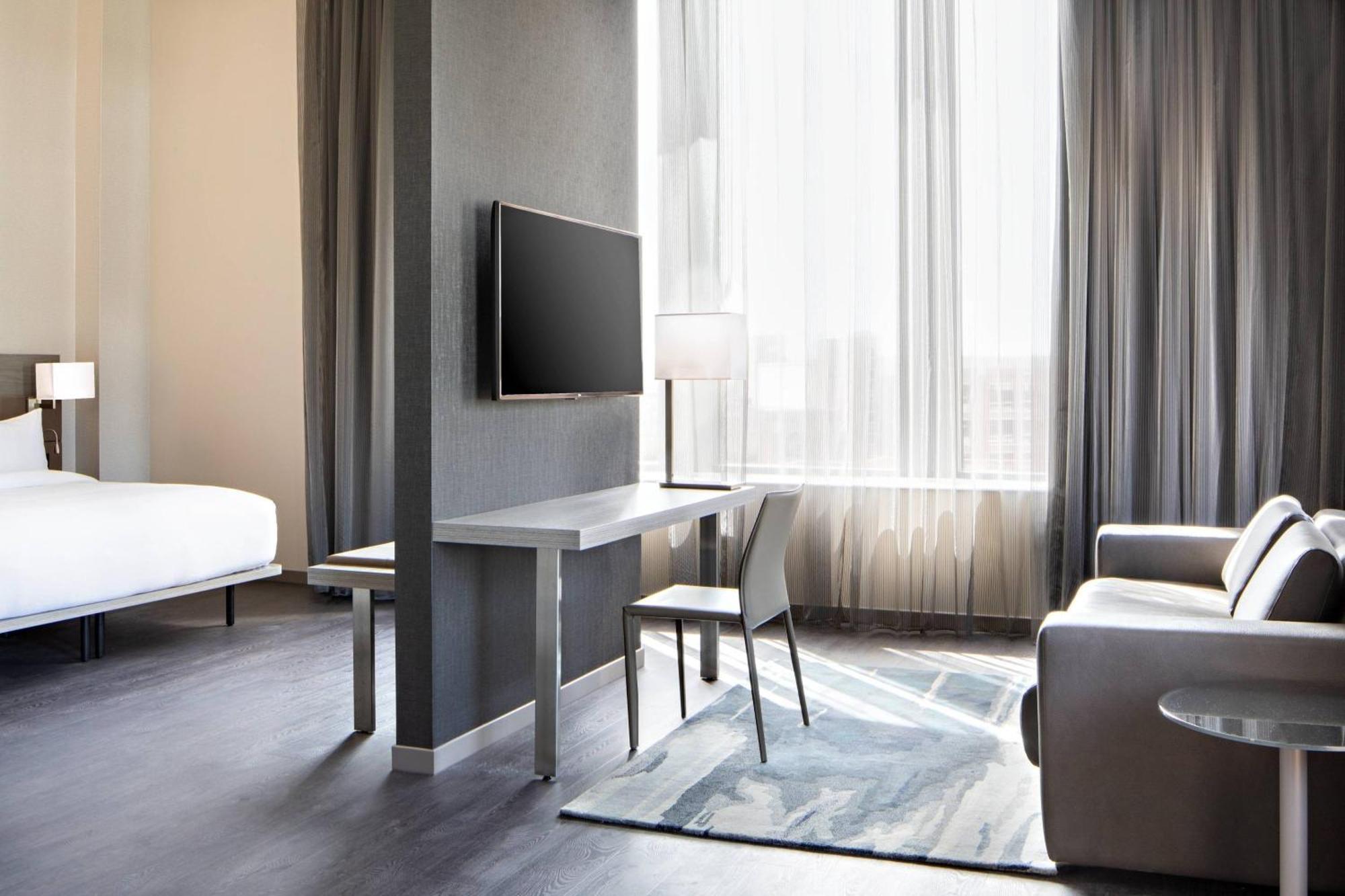 Ac By Marriott Downtown Hotel Grand Rapids