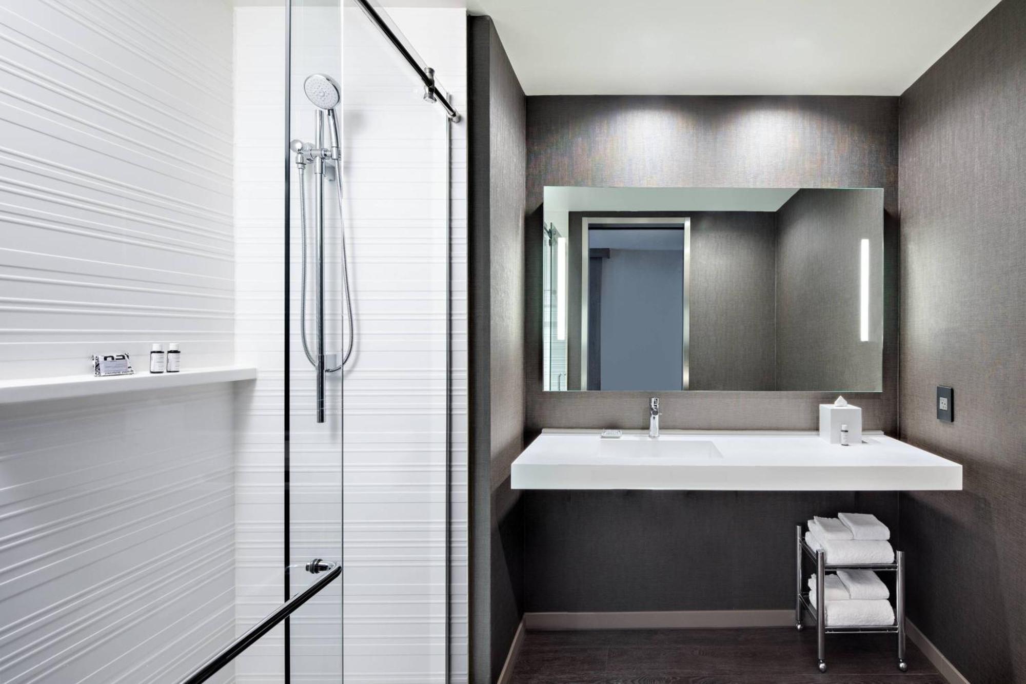 Ac By Marriott Downtown Hotel Grand Rapids