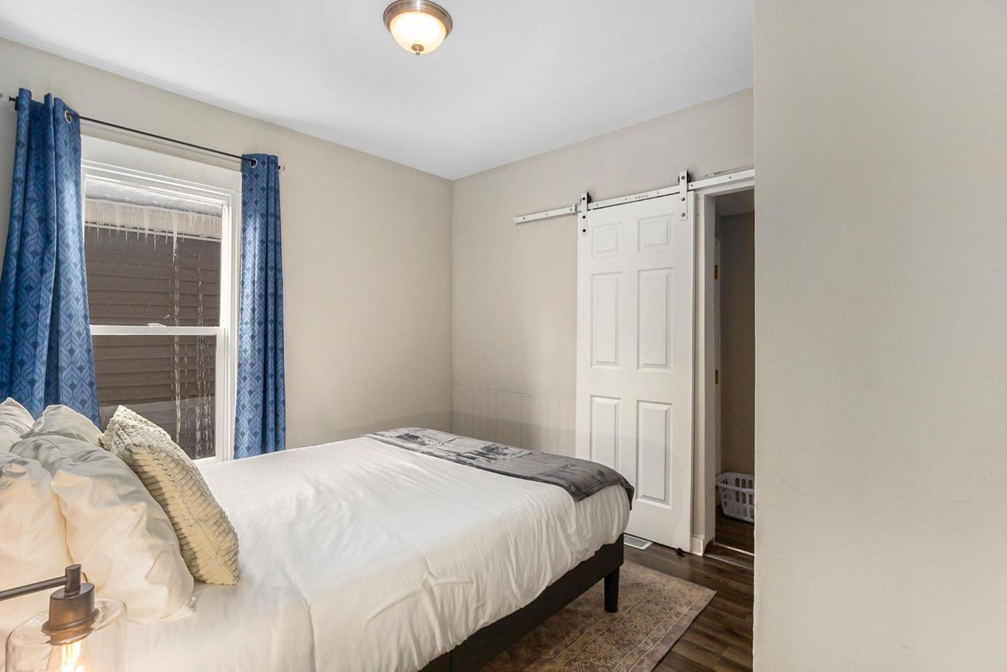 The Metropolitan Manor-new Corporate Downtown