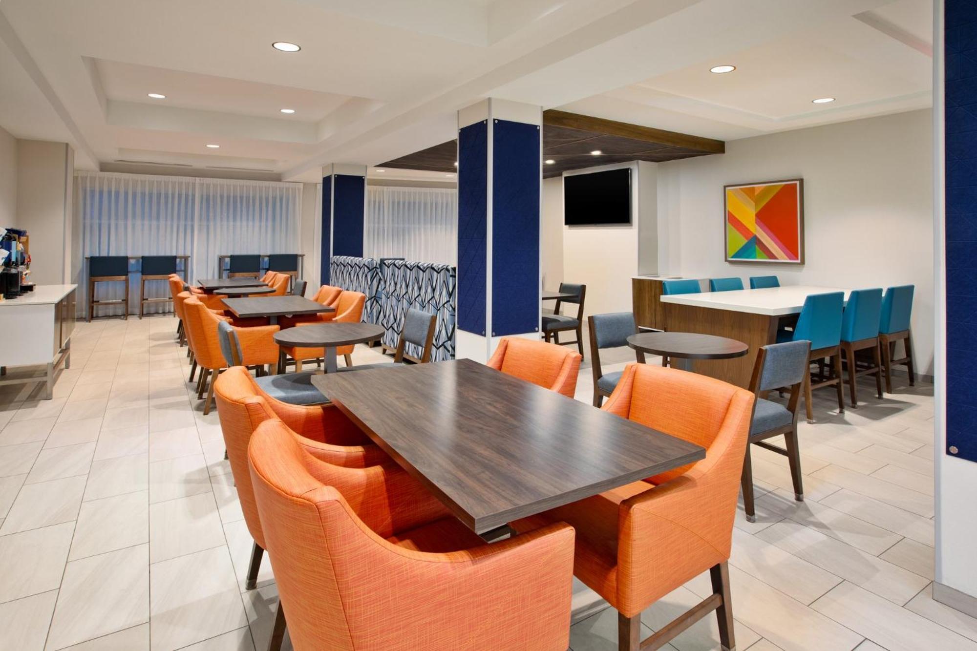 Express & Grand Rapids-north By Ihg Hotel Grand Rapids