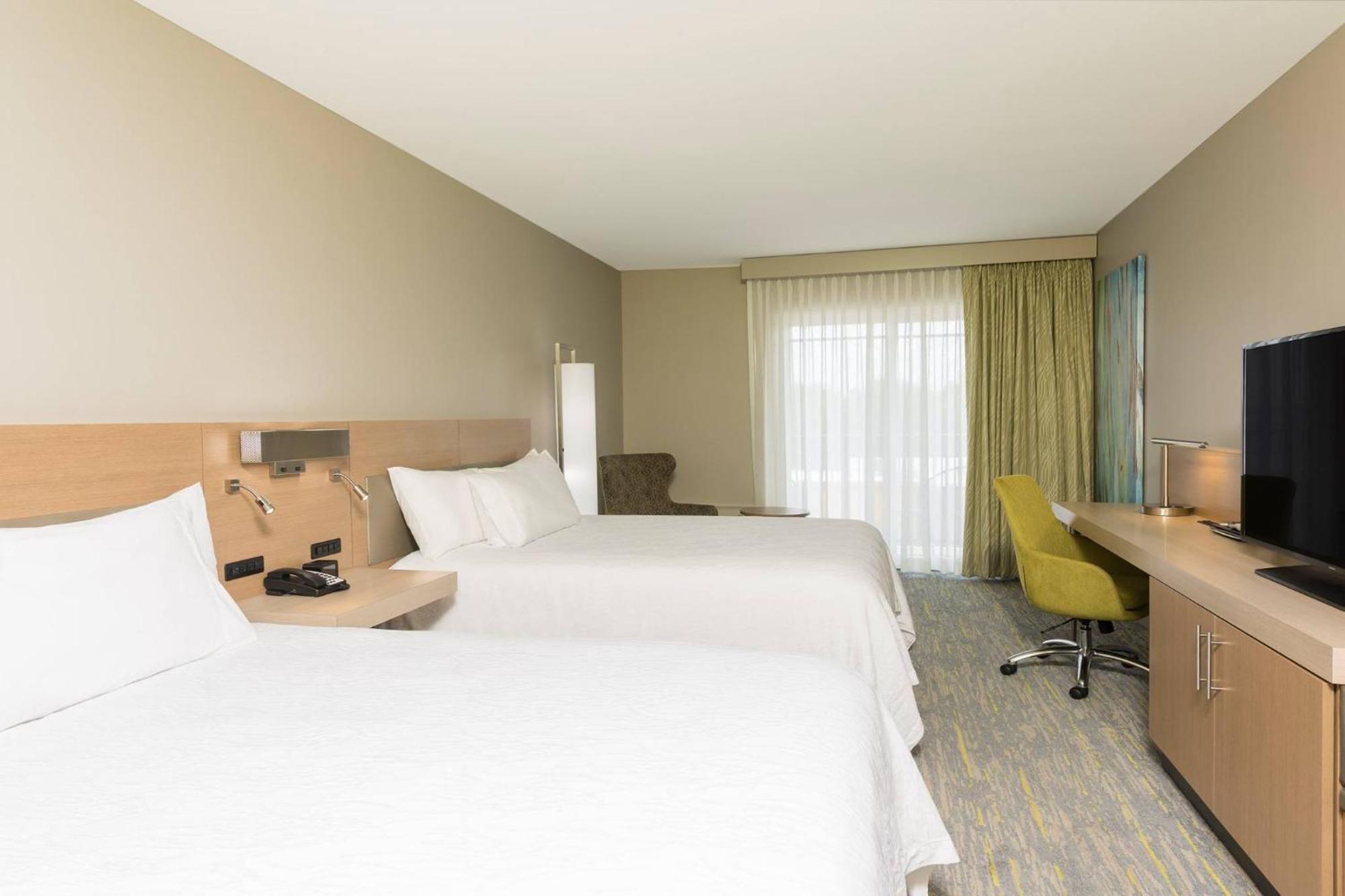 Hilton Garden Inn Grand Rapids East 3*