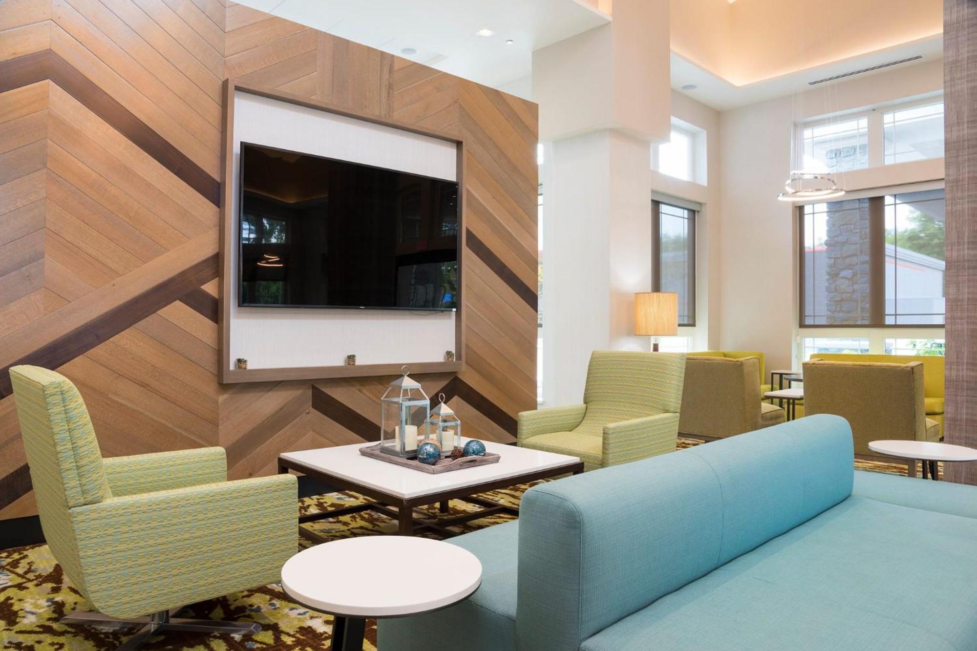 Hotel Hilton Garden Inn Grand Rapids East Grand Rapids