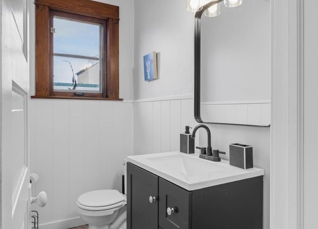 Gem - Near Heart Of Dt - Sleeps 10 * Grand Rapids