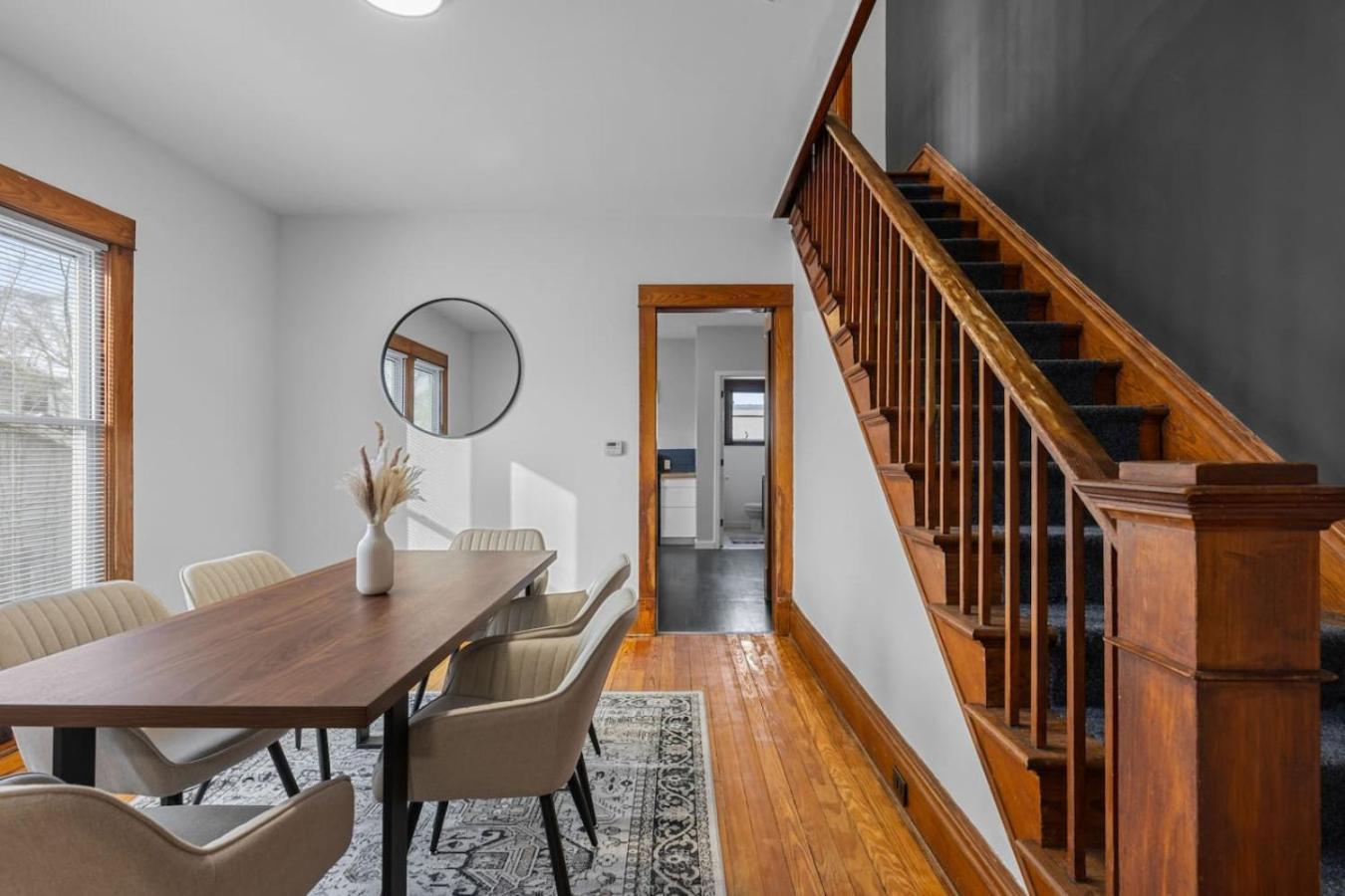 Holiday home Gem - Near Heart Of Dt - Sleeps 10 Grand Rapids