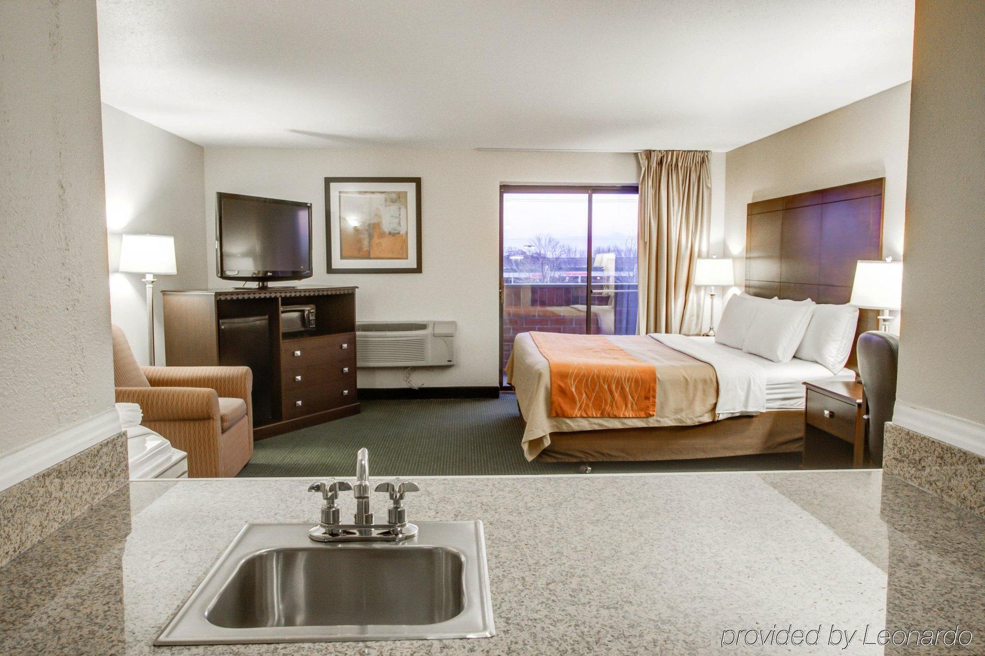 Comfort Airport Inn