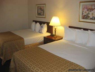Spark By Hilton Walker North Hotel 2*