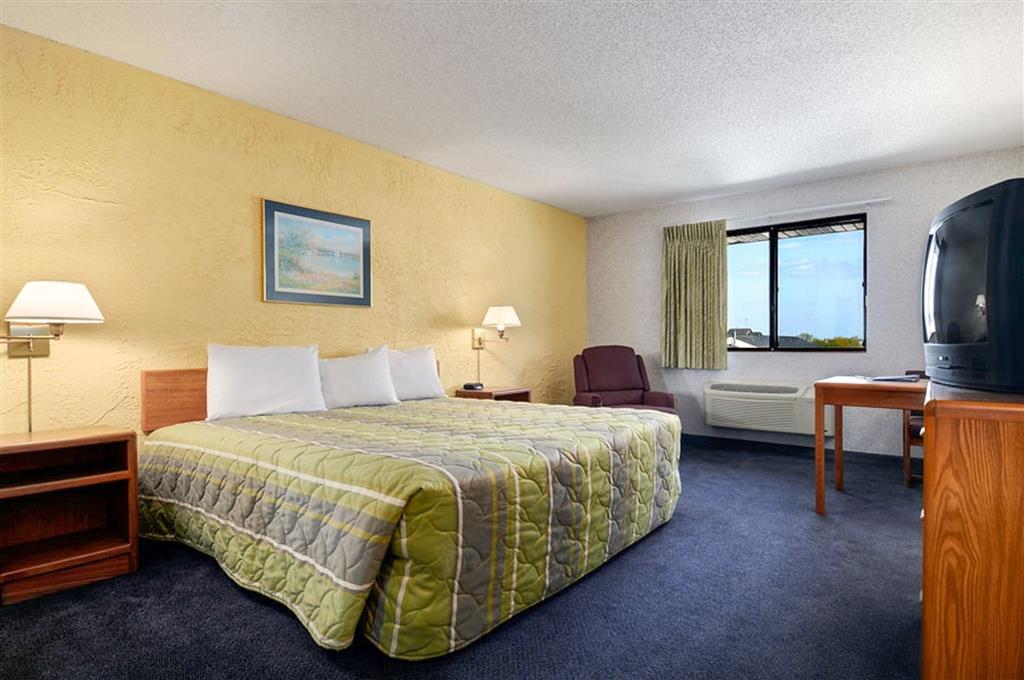 Rodeway Hotel 2*