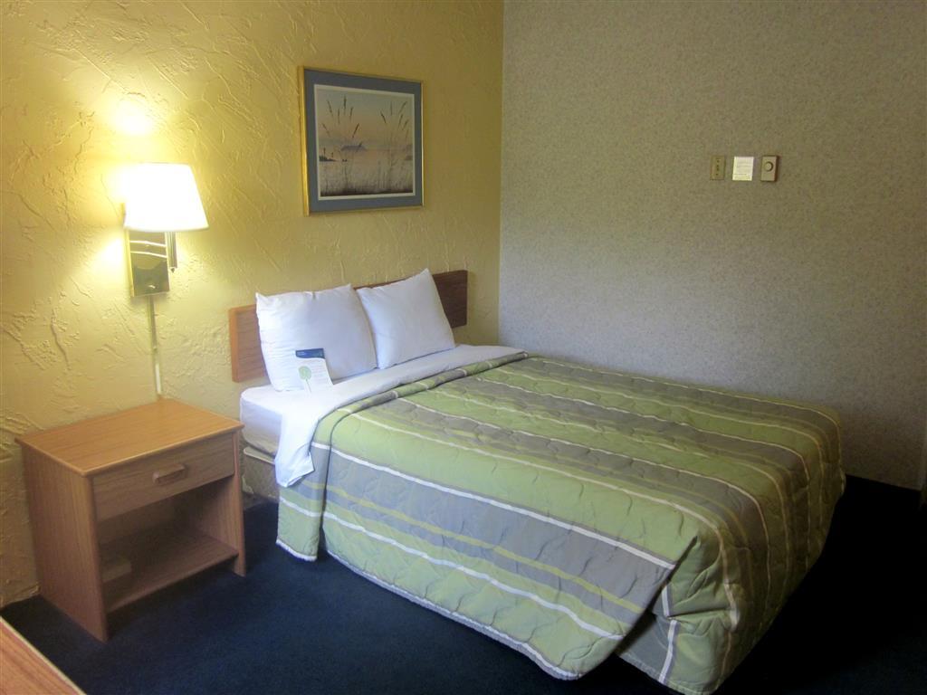 Rodeway Hotel 2*