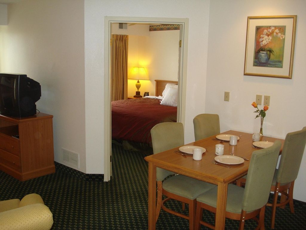 Homewood Hotel 3*