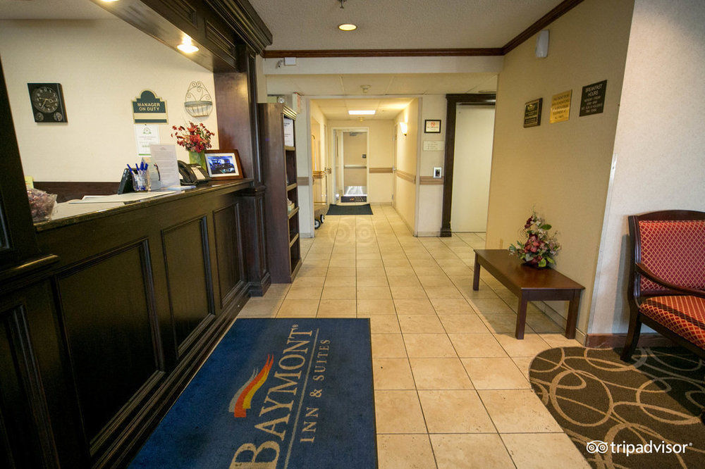 Baymont By Wyndham Airport