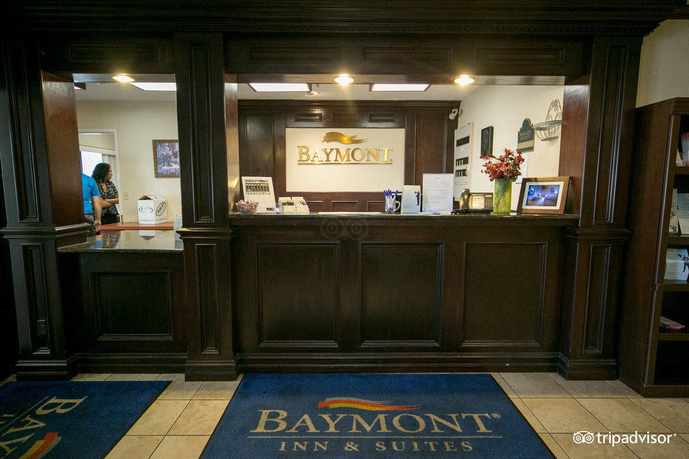 Baymont By Wyndham Airport Hotel 2*
