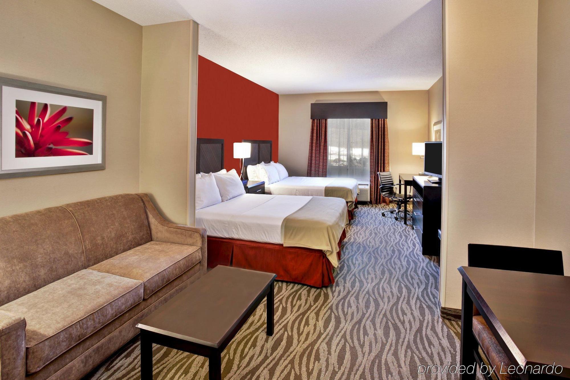 Express & Grand Rapids-north By Ihg Hotel Grand Rapids