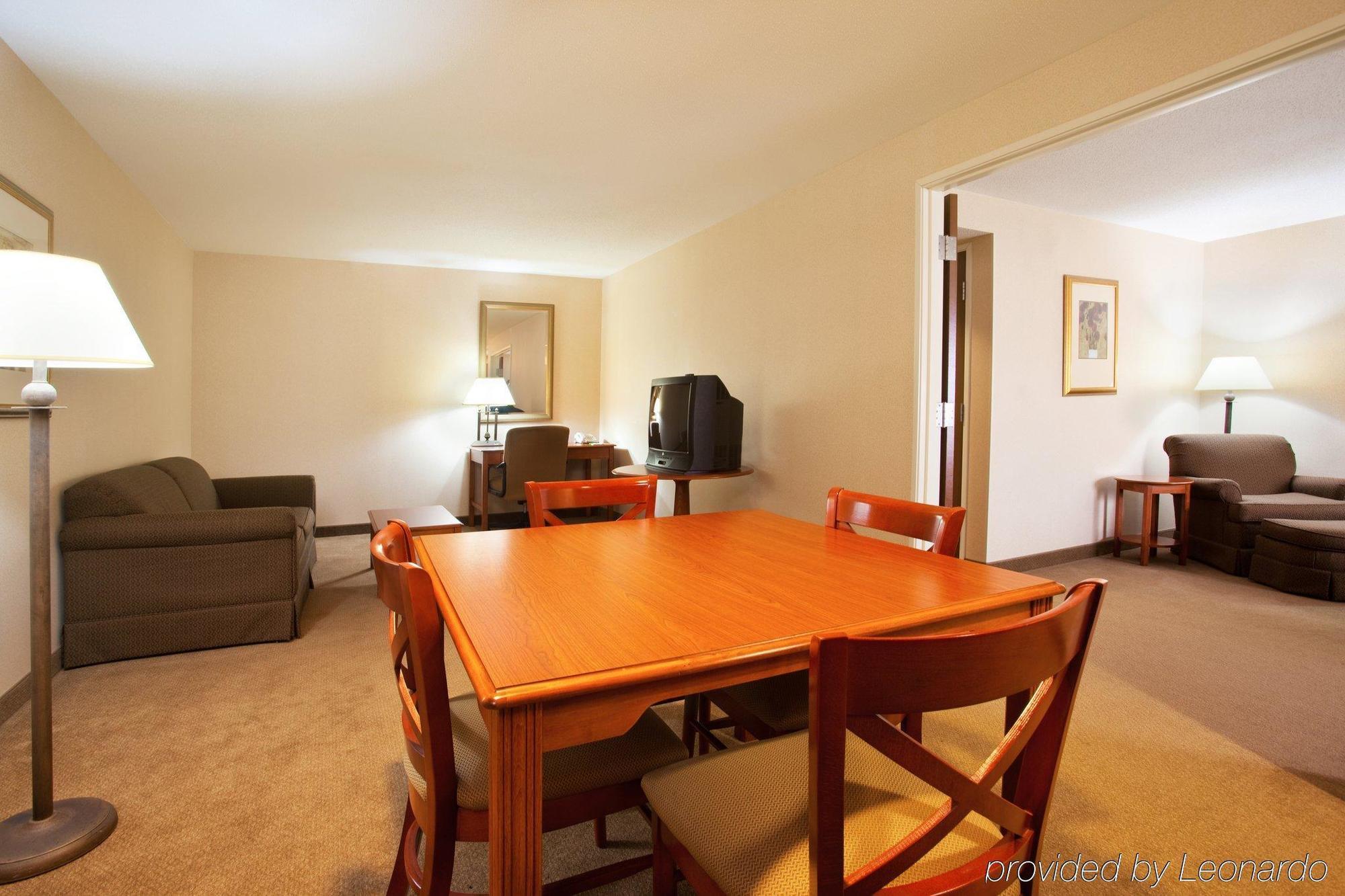 Grand Rapids-airport By Ihg 3*