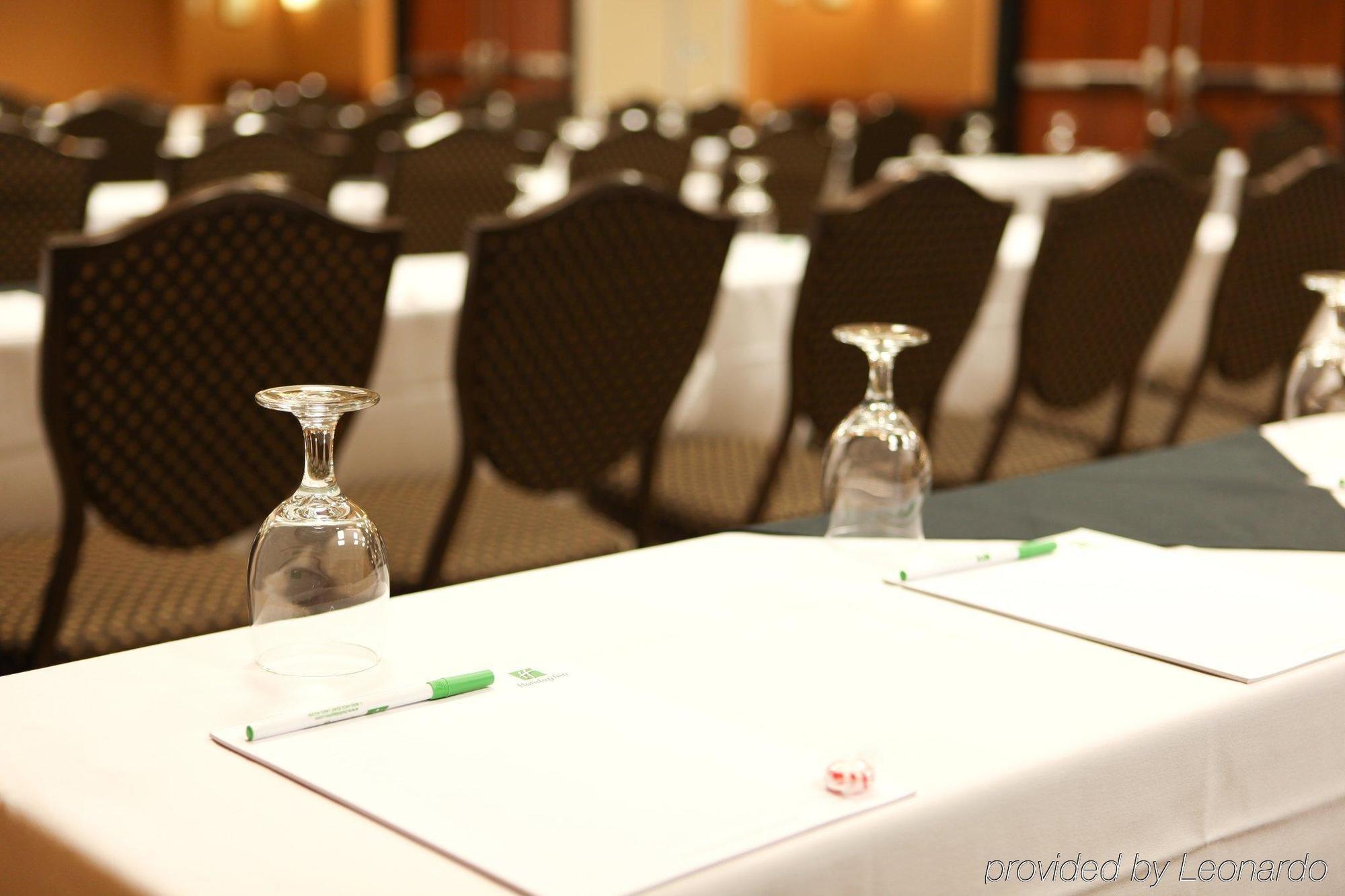Hotel Grand Rapids-airport By Ihg