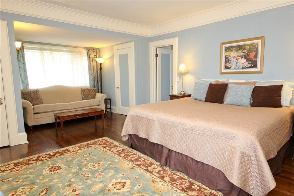 Bed & Breakfast Leonard At Logan House