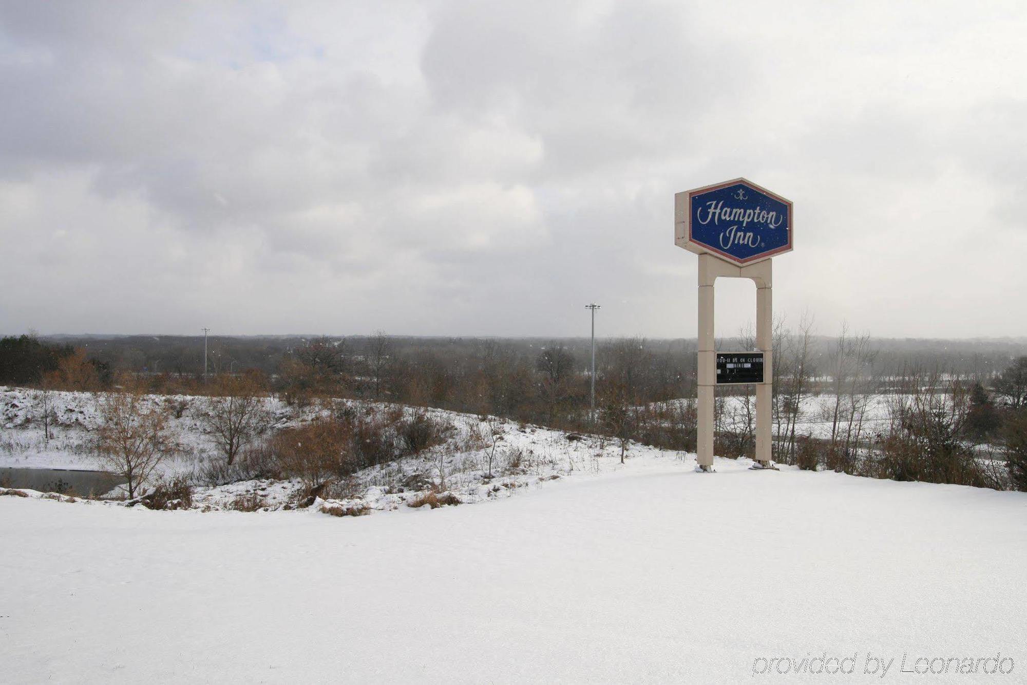 Hotel Hampton Grand Rapids/north 3*