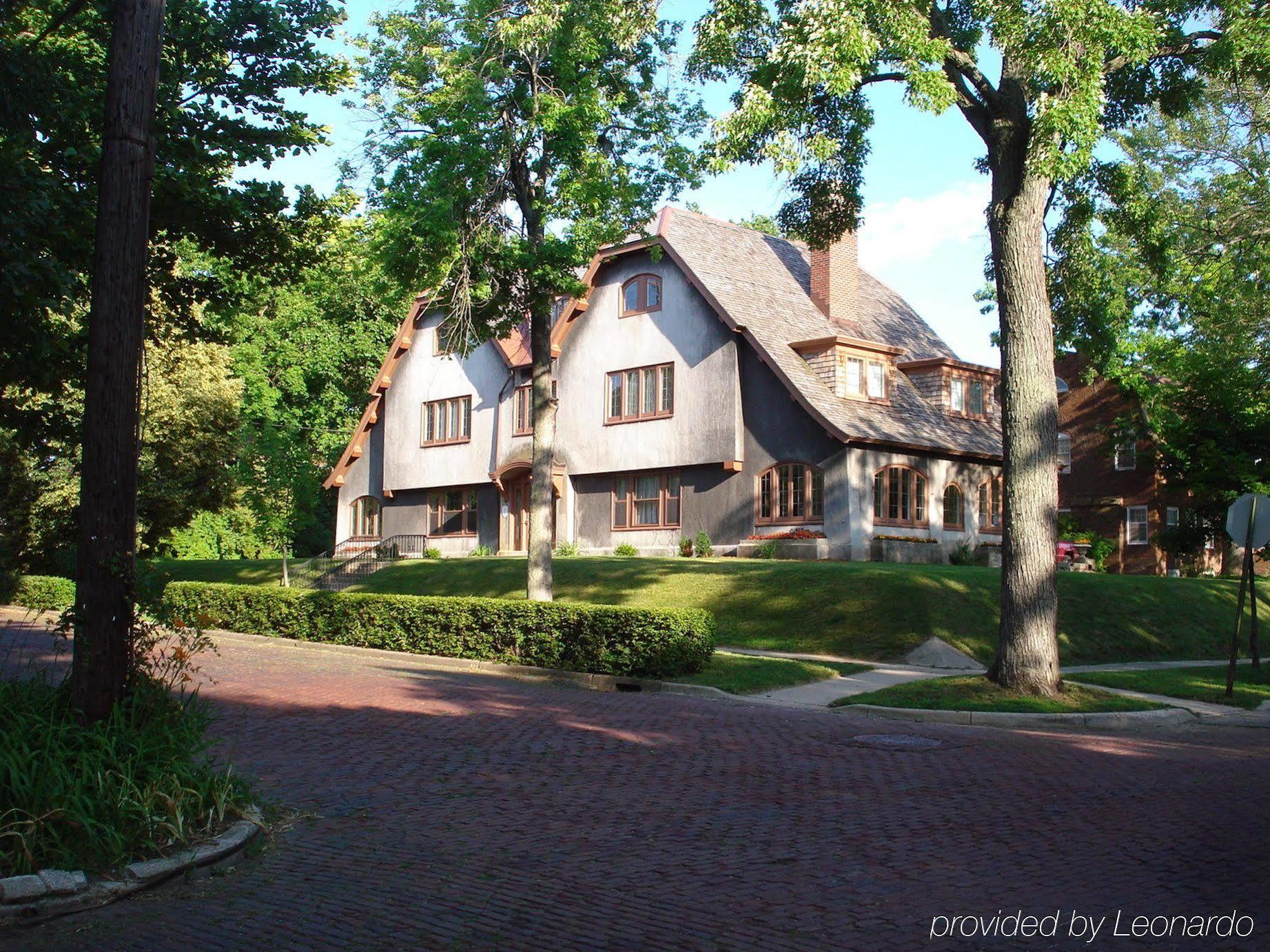 Bed & Breakfast Leonard At Logan House Grand Rapids
