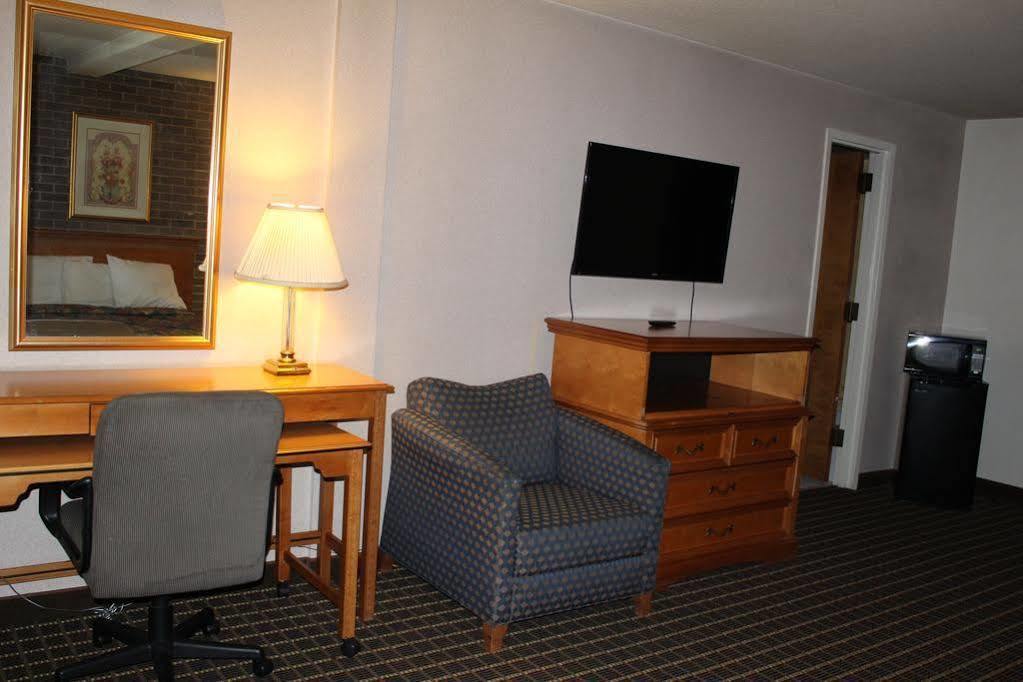 6-grand Rapids, Mi - Northeast Hotel Grand Rapids