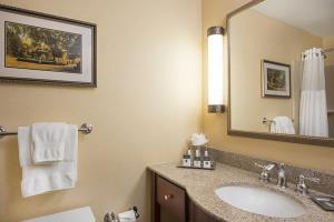 Courtyard Airport Hotel Grand Rapids