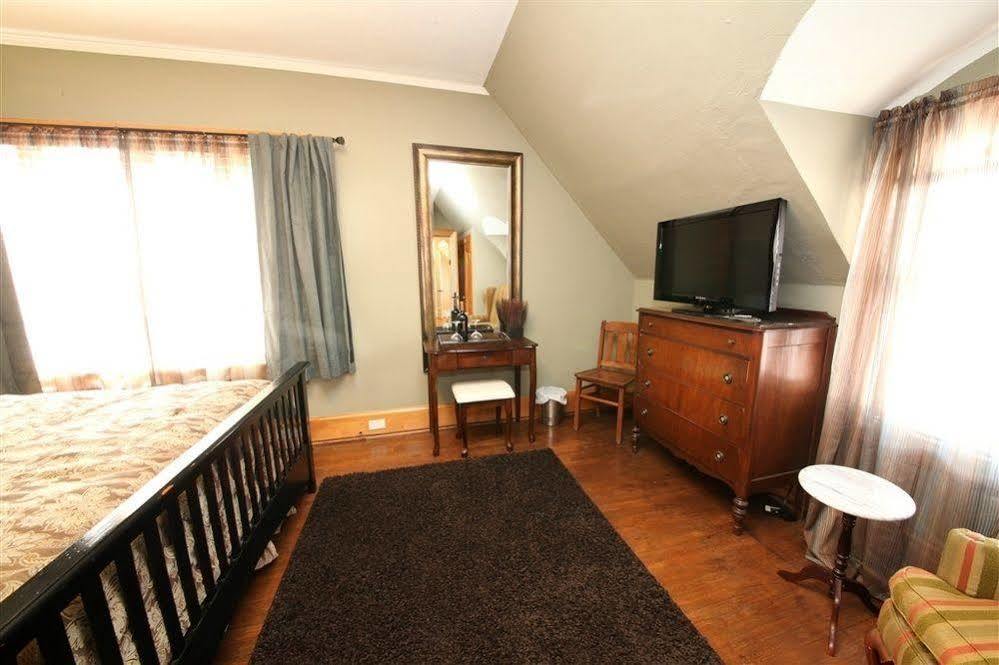 Leonard At Logan House 3* Grand Rapids