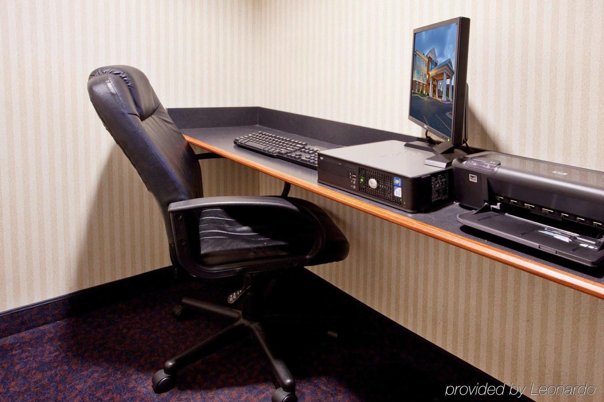 Express & Grand Rapids-north By Ihg Grand Rapids
