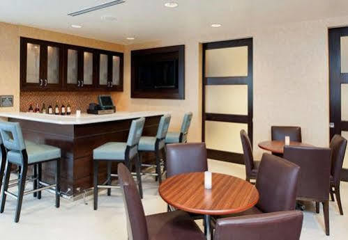 Courtyard Airport Grand Rapids