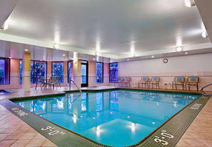 Courtyard Airport 3* Grand Rapids