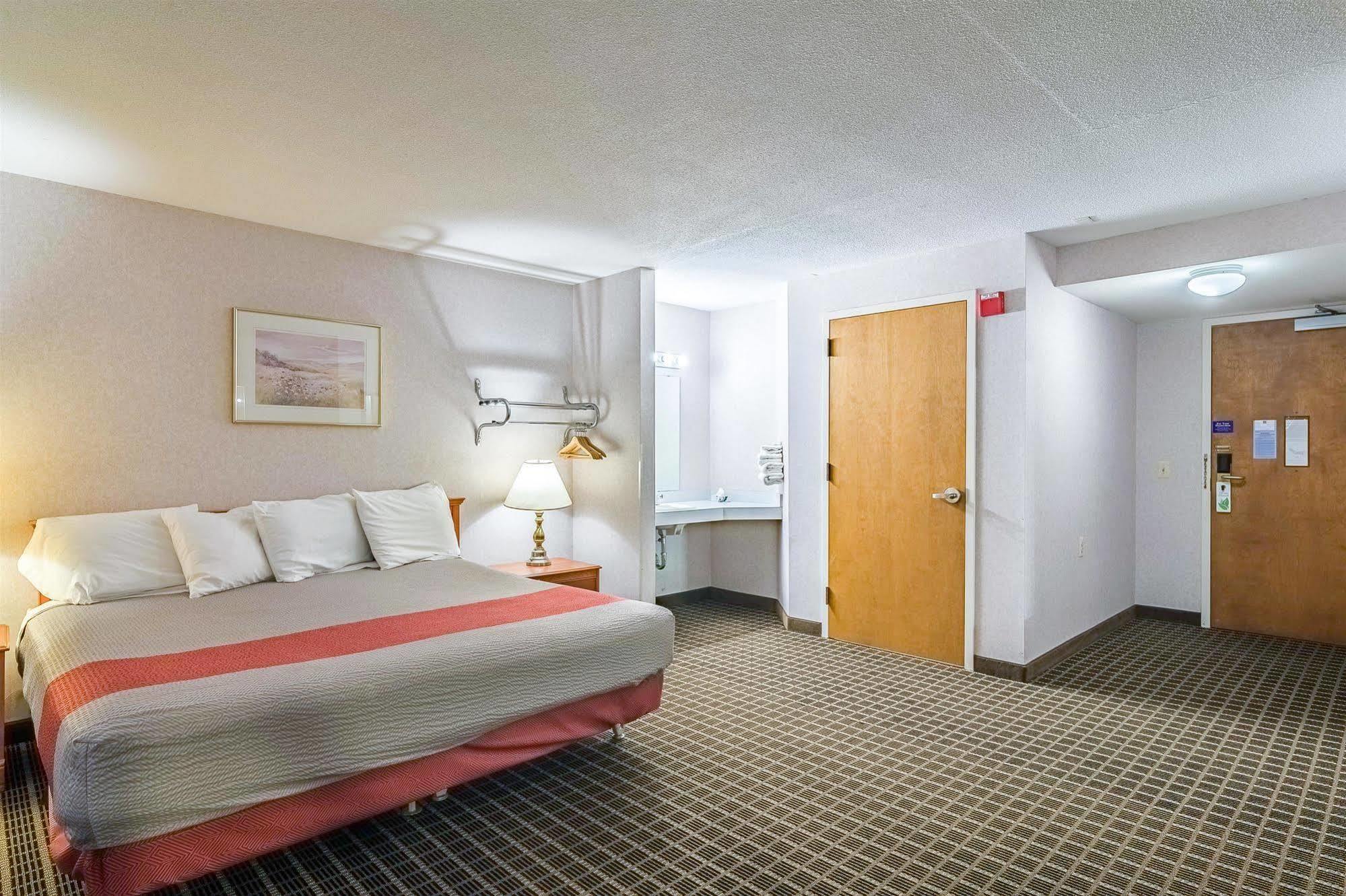 6-grand Rapids, Mi - Northeast