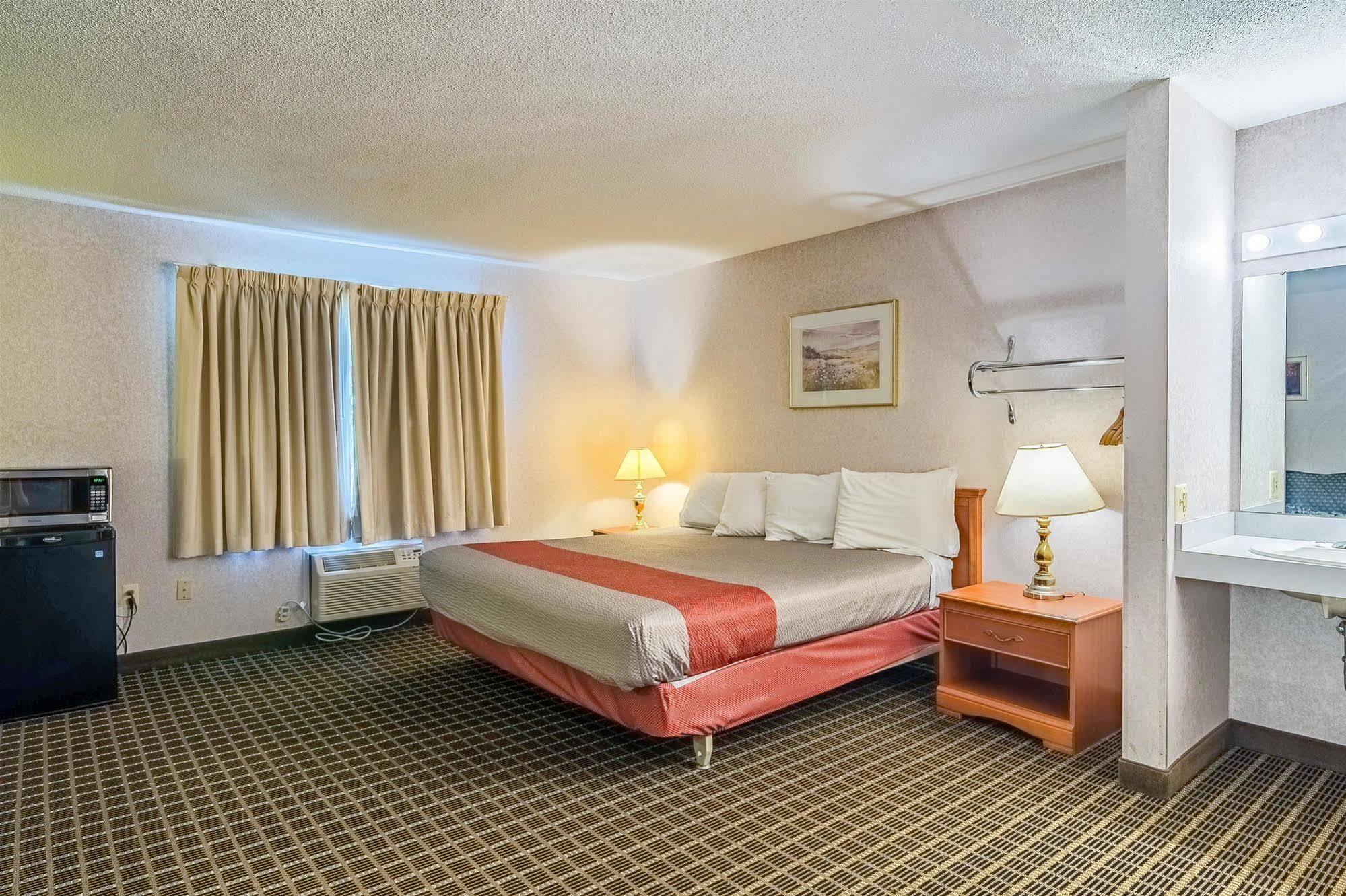 6-grand Rapids, Mi - Northeast 2*