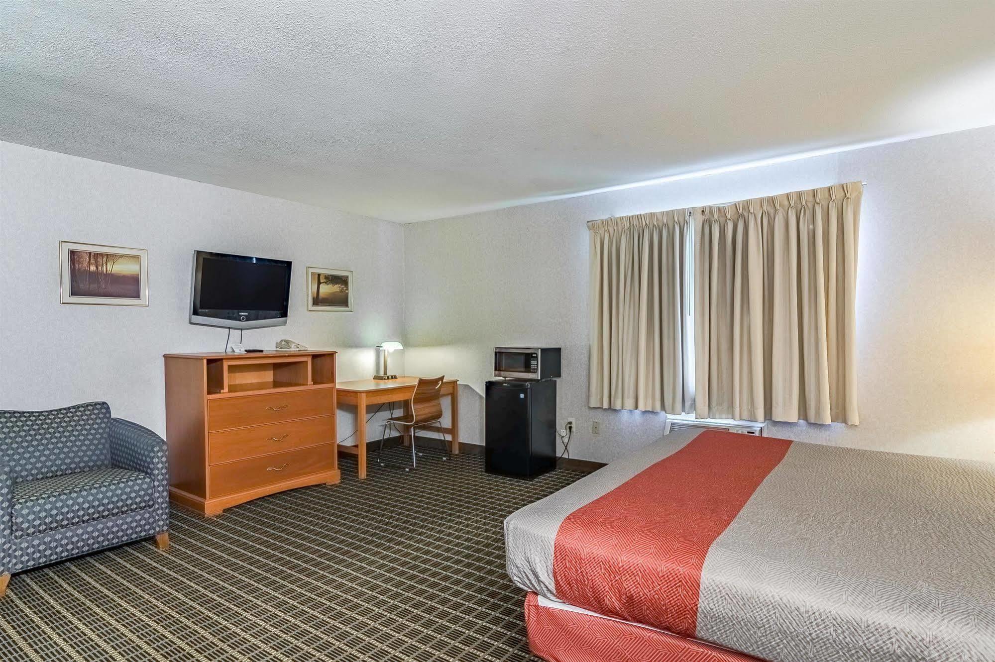 Hotel 6-grand Rapids, Mi - Northeast