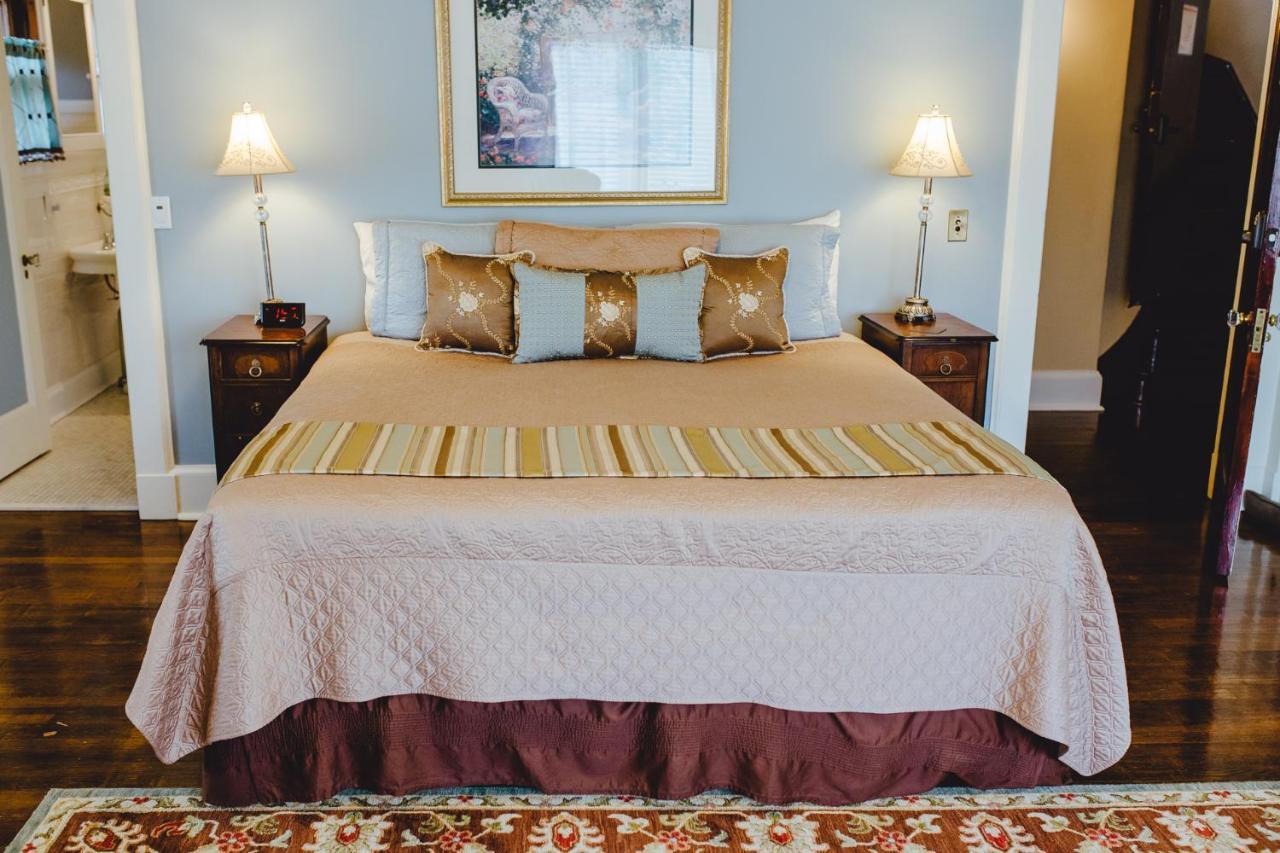 Bed & Breakfast Leonard At Logan House