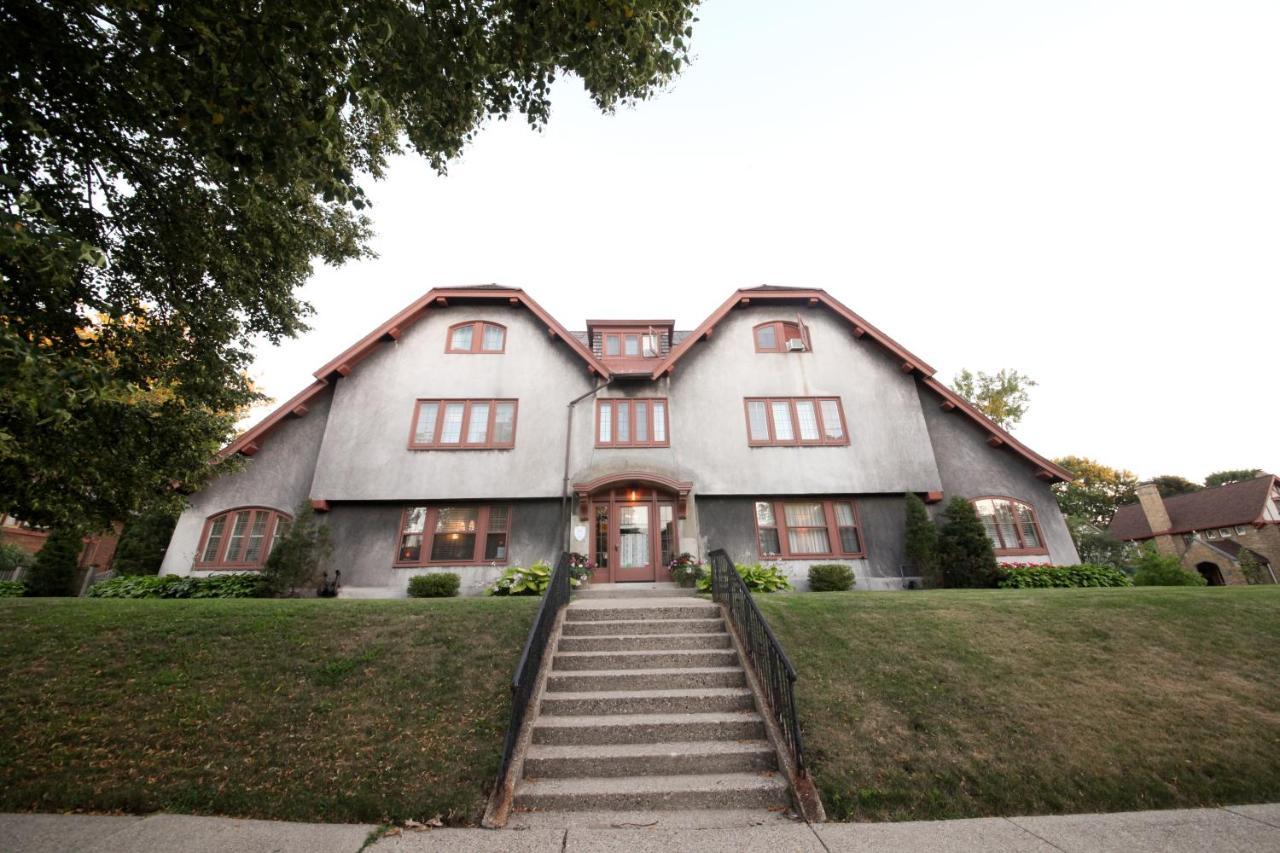 Bed & Breakfast Leonard At Logan House 3*