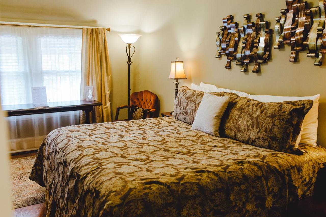 Leonard At Logan House 3* Grand Rapids