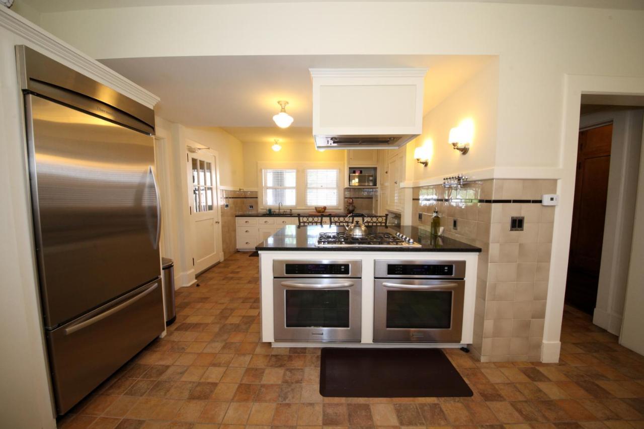 Bed & Breakfast Leonard At Logan House 3*