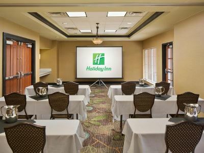 Hotel Grand Rapids-airport By Ihg