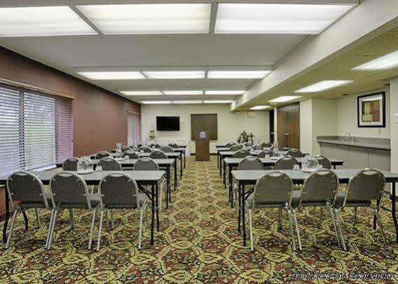 Inn Comfort Airport Grand Rapids