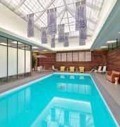 Courtyard Downtown 3*