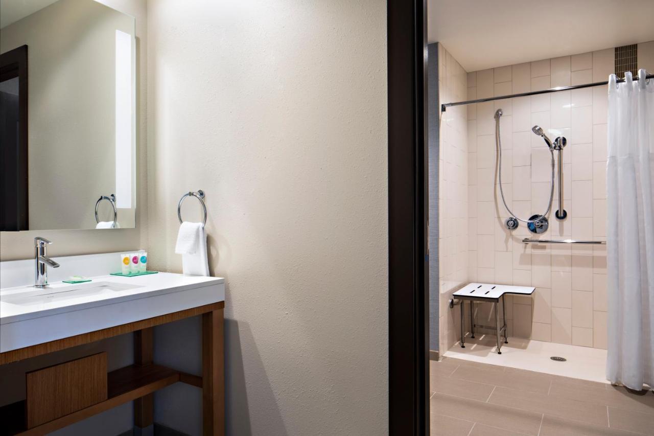 Hyatt Place Downtown 3*