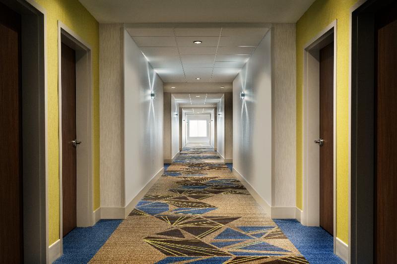 Express & Airport North By Ihg Hotel 2*