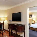 Doubletree By Hilton Hotel Grand Rapids Airport
