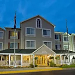 Country Inn & Suites By Radisson, Grand Rapids Airport, Mi