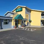 Quality Inn Grand Rapids Near Downtown